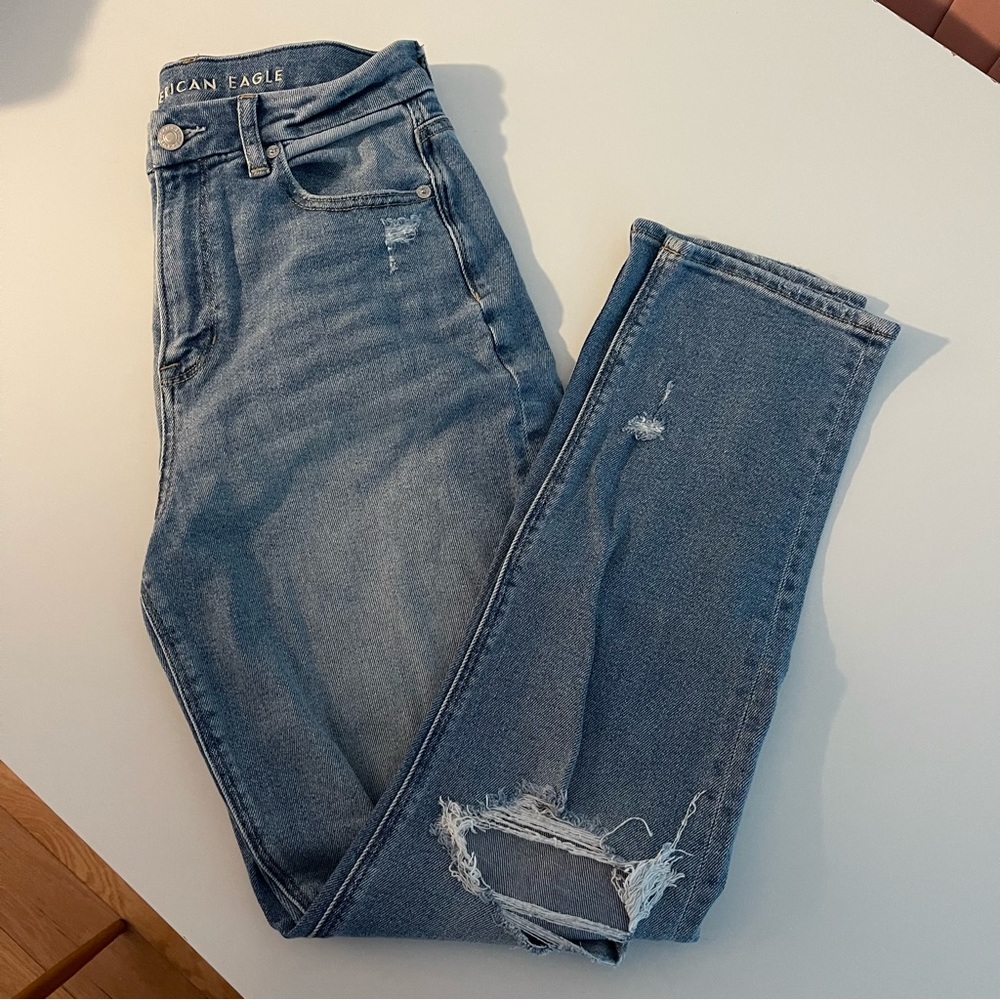 ae distressed high waisted stretchy mom jeans